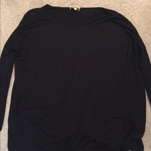 Black piko top
